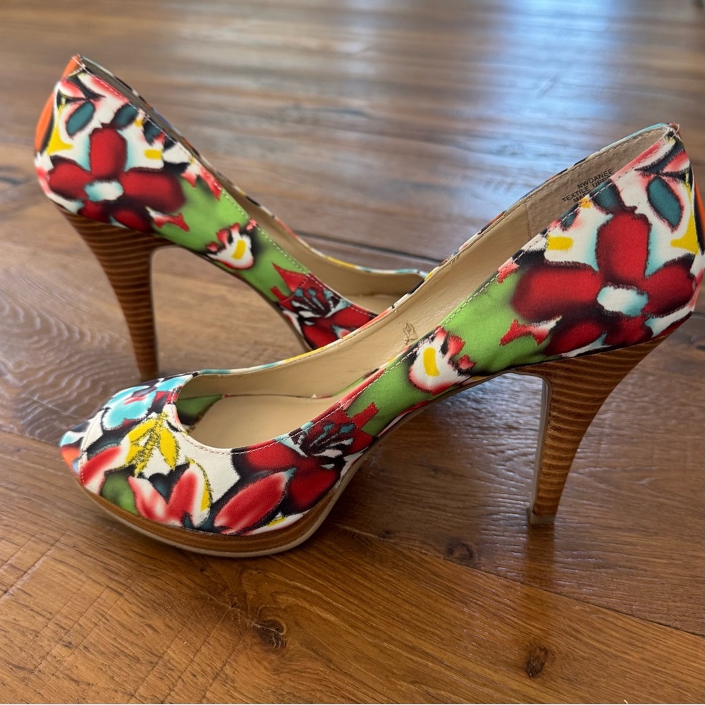 Nine West Colorful Floral Peep-Toe Heels - Picture 4 of 9
